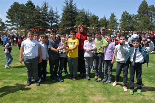 23 Nisan Ulusal Egemenlik ve Çocuk Bayramının 105. Yıl Dönümü İlçemizde Çoşkuyla Kutlandı.